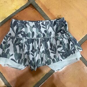 Lululemon shorts size 2